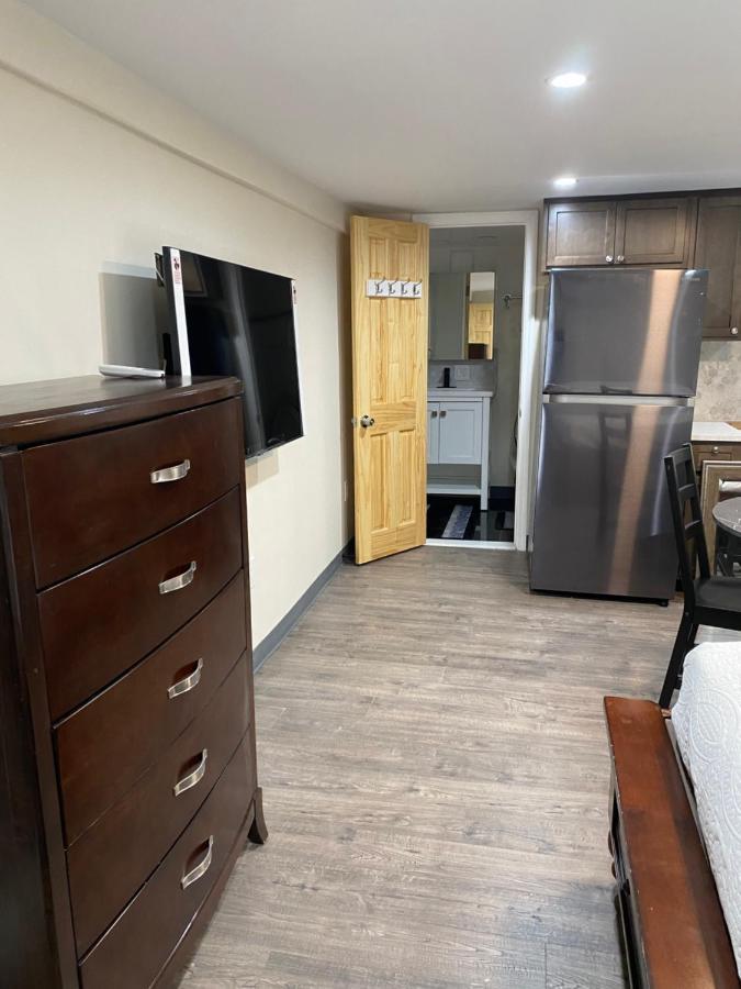 Apartment 1444 Basement Studio