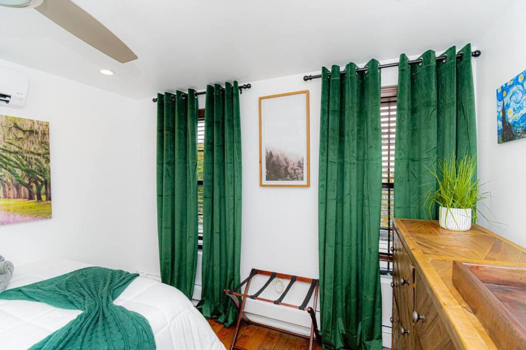 Luxury Oasis In The Heart Of Brooklyn Căn hộ *