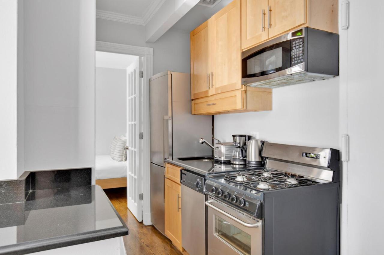 Căn hộ E Village 1br W In-unit Wd Nr Park Nyc-722 *