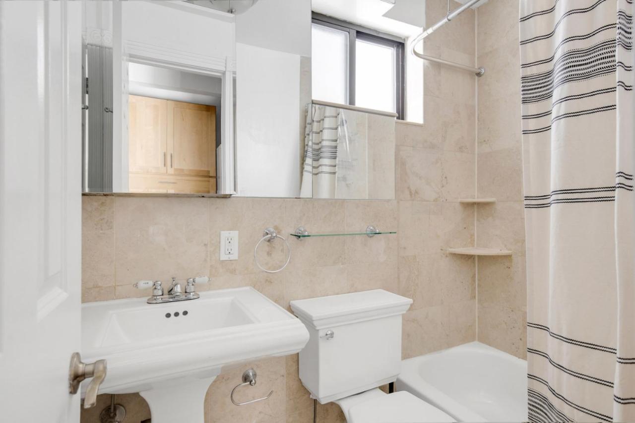 E Village 1br W In-unit Wd Nr Park Nyc-722 Căn hộ *