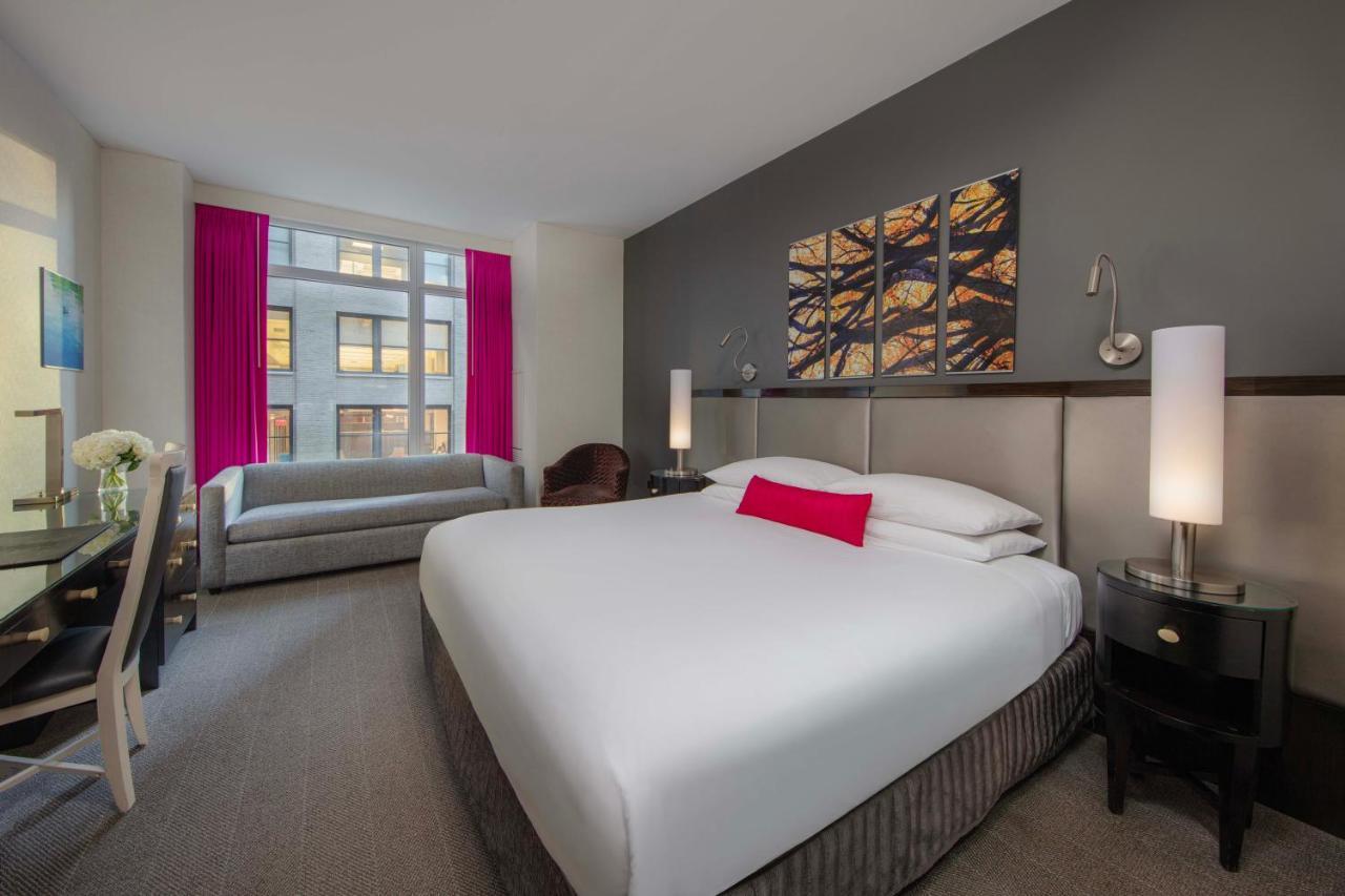 Khách sạn Royalton Park Avenue 5*
