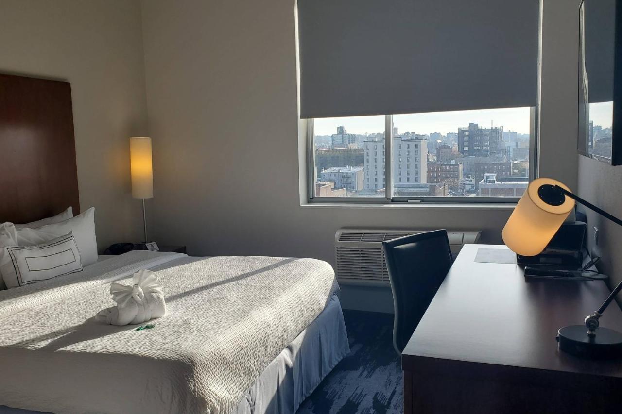 Khách sạn Fairfield & By Marriott Brooklyn 3*