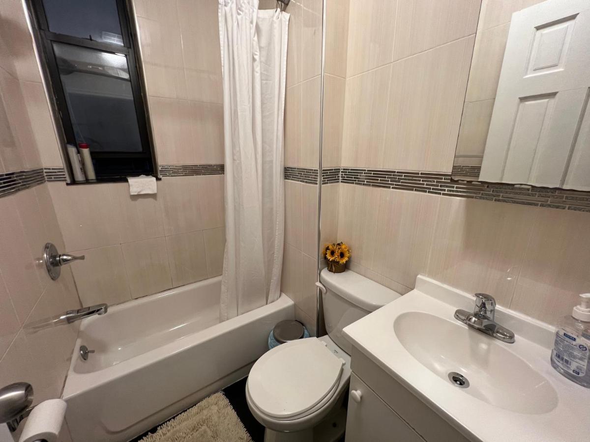 Antique Victorian 2 Bedroom Best Location Căn hộ *