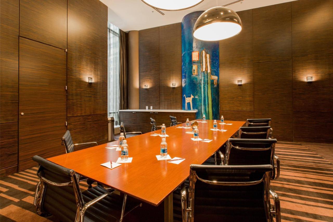 Hotel Courtyard By Marriott Manhattan/central Park 4*