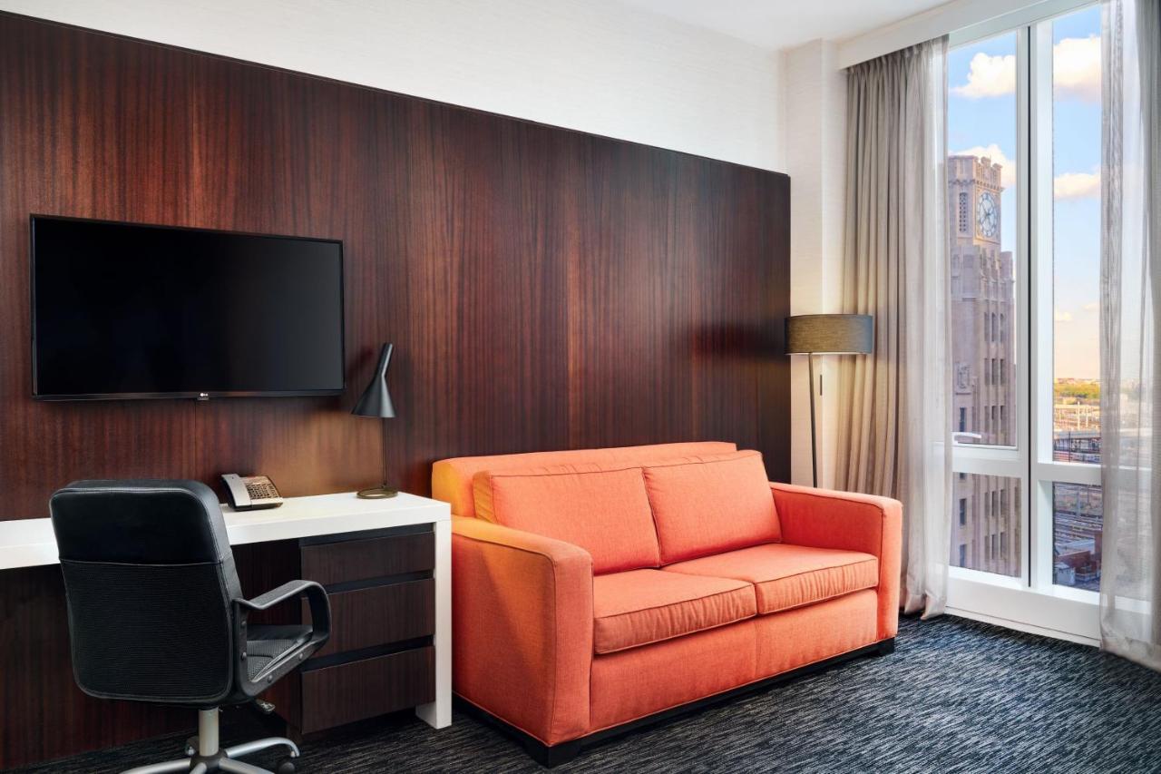 Courtyard By Marriott Long Island City/new York Manhattan View Khách sạn