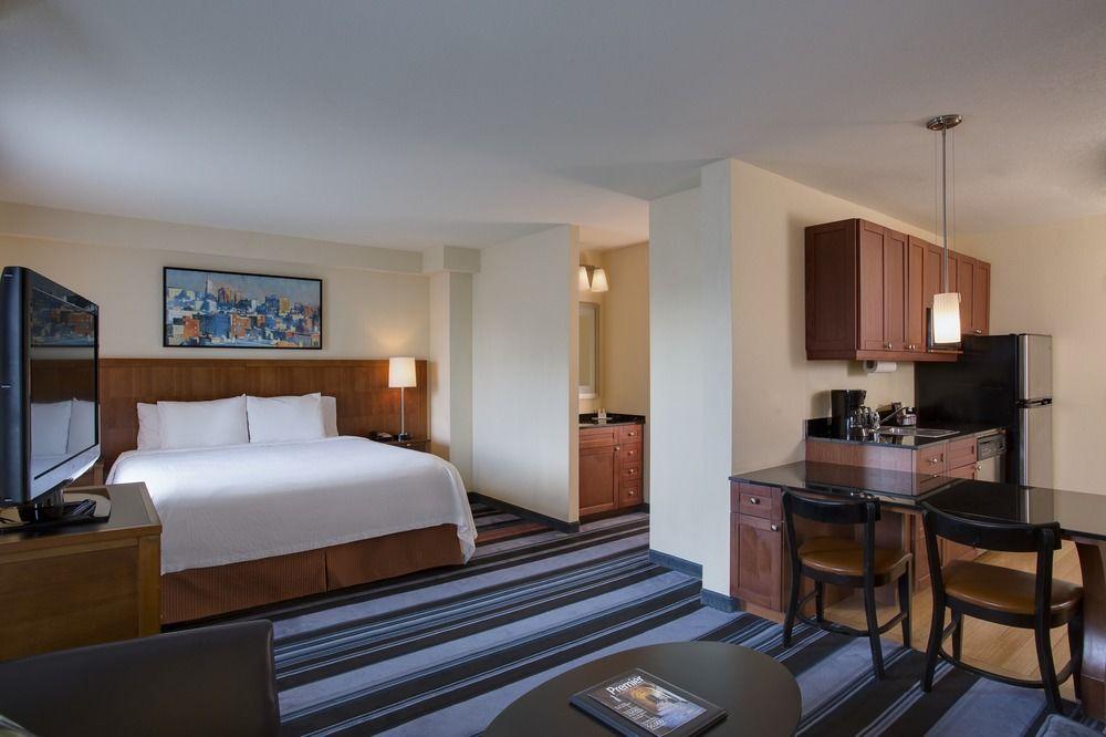 By Marriott Manhattan/times Square Khách sạn 4*