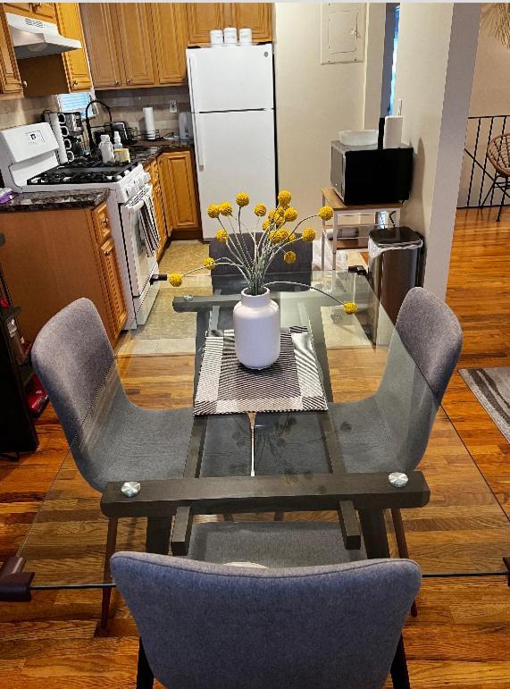 Chic Modern 2 Bed Apt Close To Jfk Căn hộ New York
