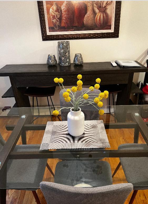 Căn hộ Chic Modern 2 Bed Apt Close To Jfk New York