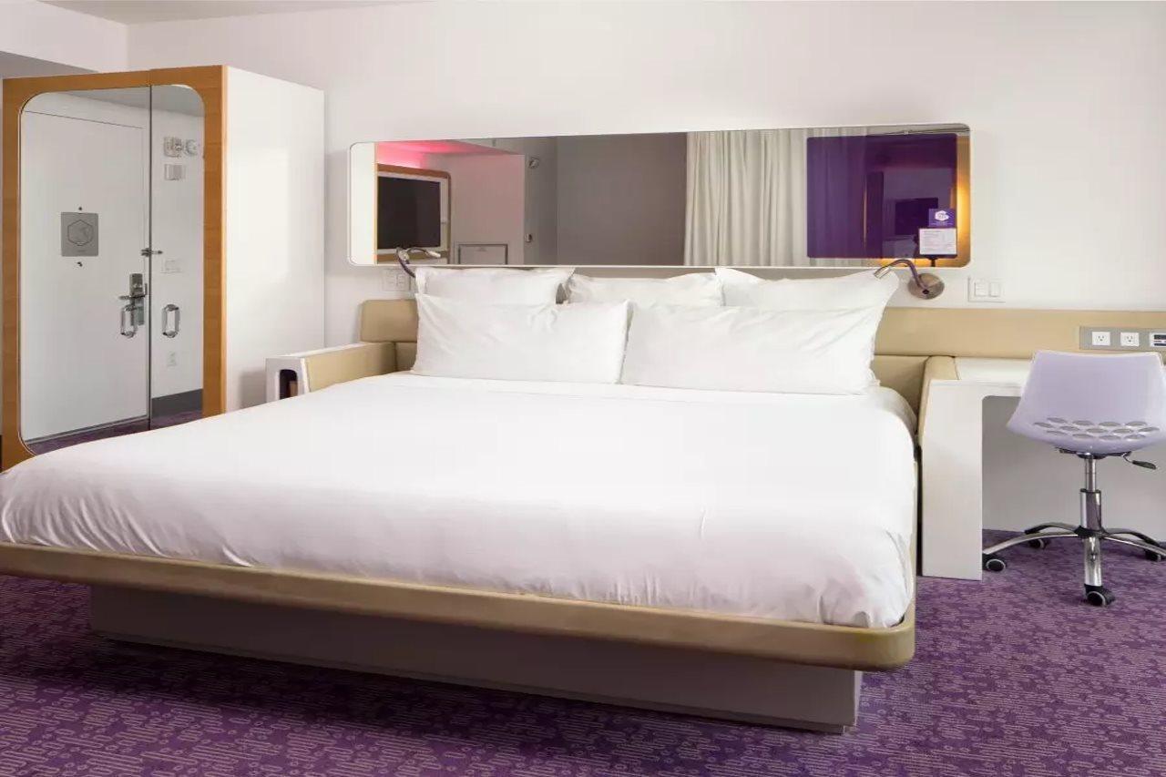 Yotel Times Square Khách sạn 4*