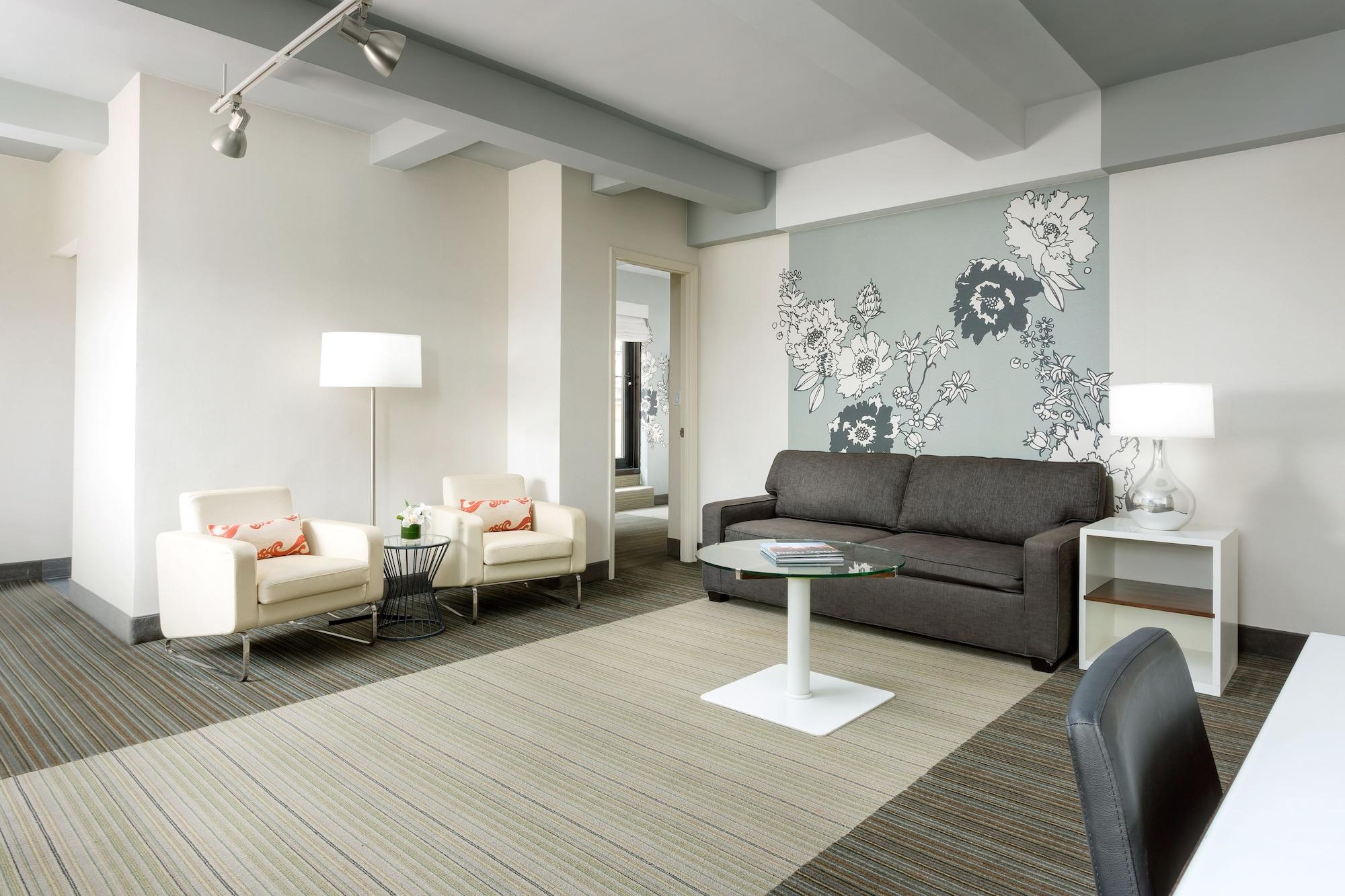 Khách sạn Stewart 4*