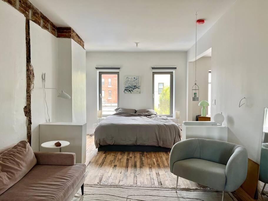 Apartment Deconstructed Loft In Greenpoint *
