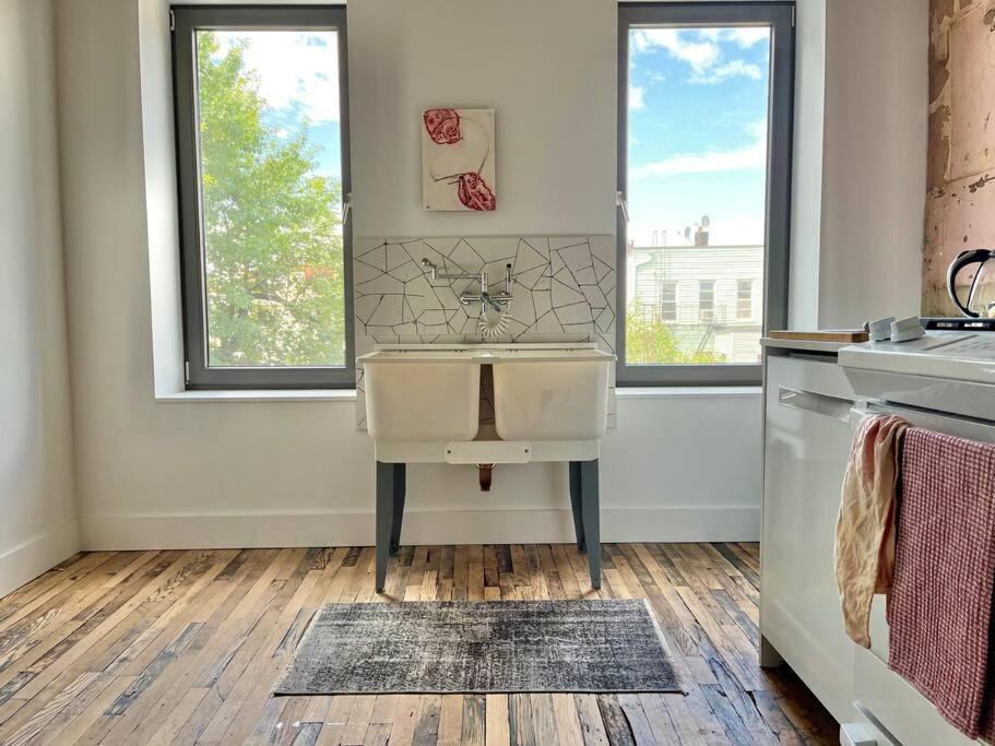 Apartment Deconstructed Loft In Greenpoint *