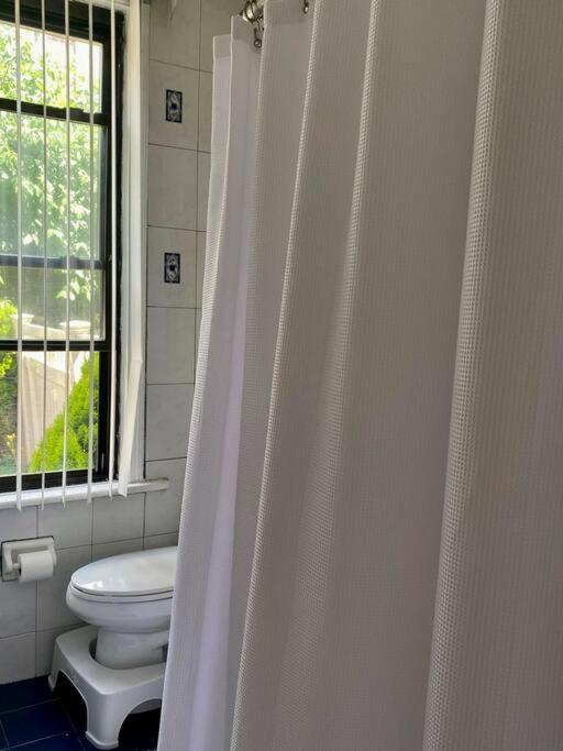 Cozy Private Apt 10 Min From Manhattan Subway! Nova York