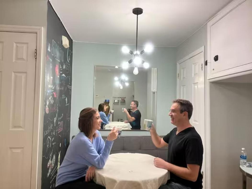 Central And Affordable Williamsburg Private Bedroom Close To Subway Ở trọ New York