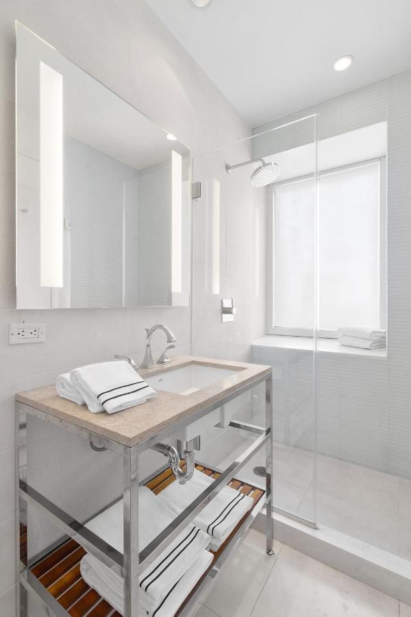 Căn hộ Luxury 4 Bedroom Near Times Square, City