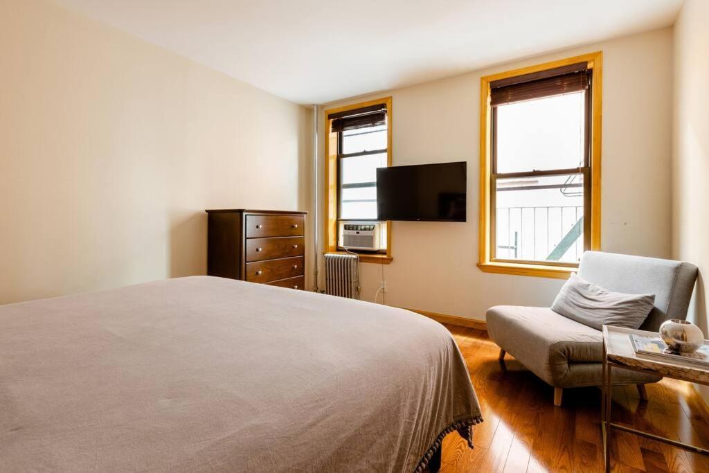 Căn hộ 2 Bedroom King Bed New York