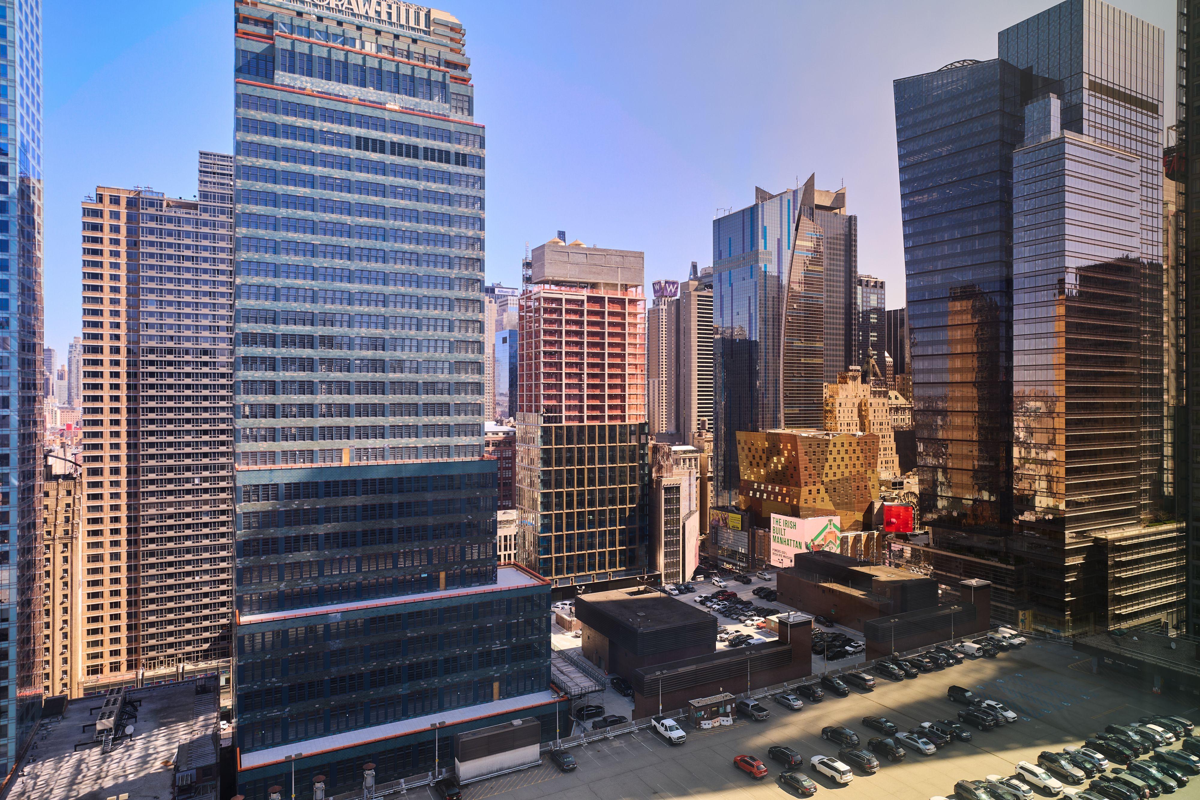 Khách sạn Delta By Marriott Times Square 4*