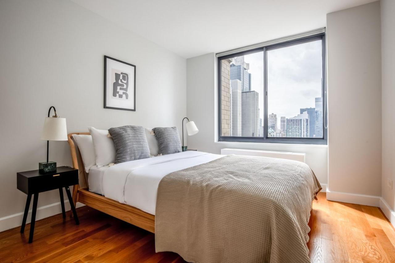 Midtown 2br W Elevator Wd Nr Entertainment Nyc-1227 * New York