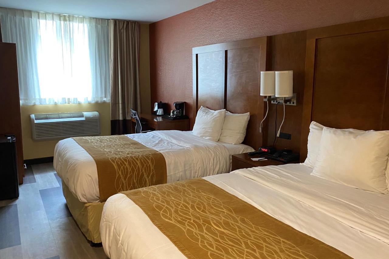 Ramada By Wyndham Times Square West Hotel 3*