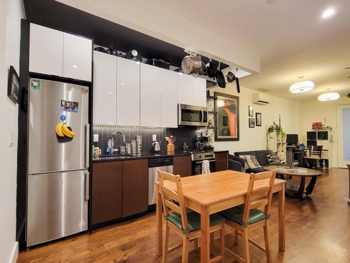 Private In A 4 Big 4 Apartament Green Point Hospedagem domiciliar Nova York