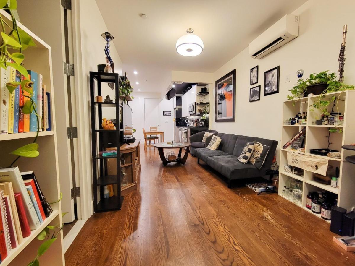 Hospedagem domiciliar Private In A 4 Big 4 Apartament Green Point Nova York