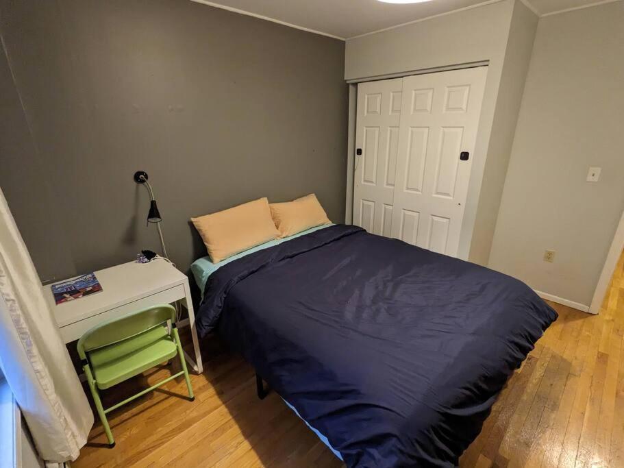 Ở trọ Quiet Double In Williamsburg Ground Floor Near Subway