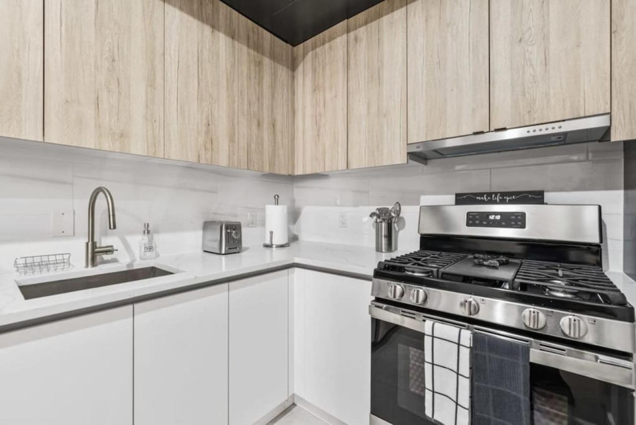 Top Notch 2 Bedroom Minutes From Central Park * Nova York