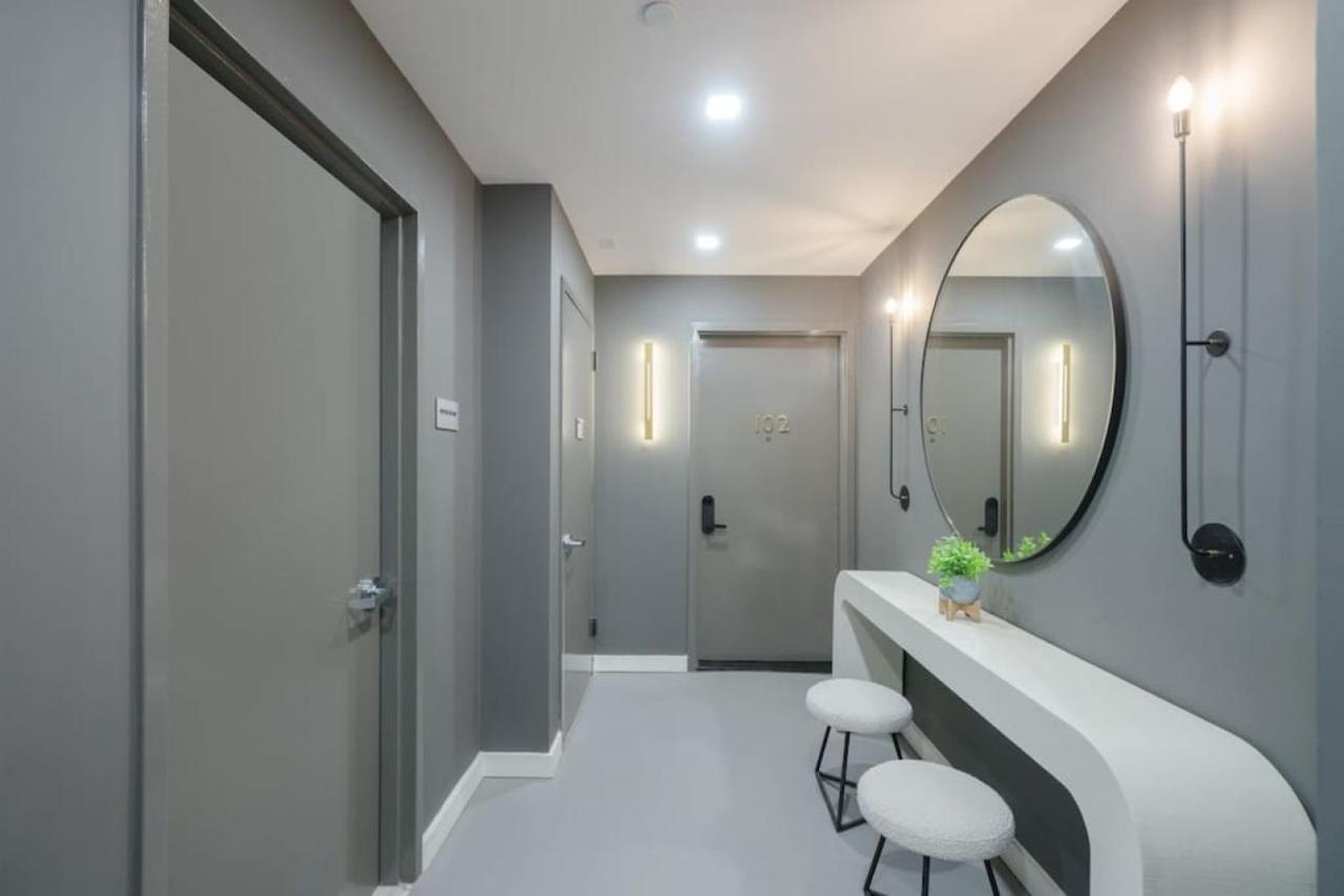 Căn hộ Luxury 3br Duplex W Private Patio In Upper East