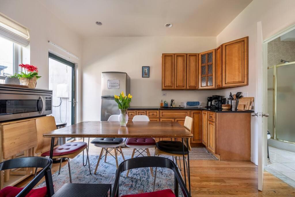 East Village Townhouse Apartamento