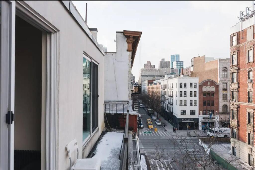 East Village Townhouse Apartamento *