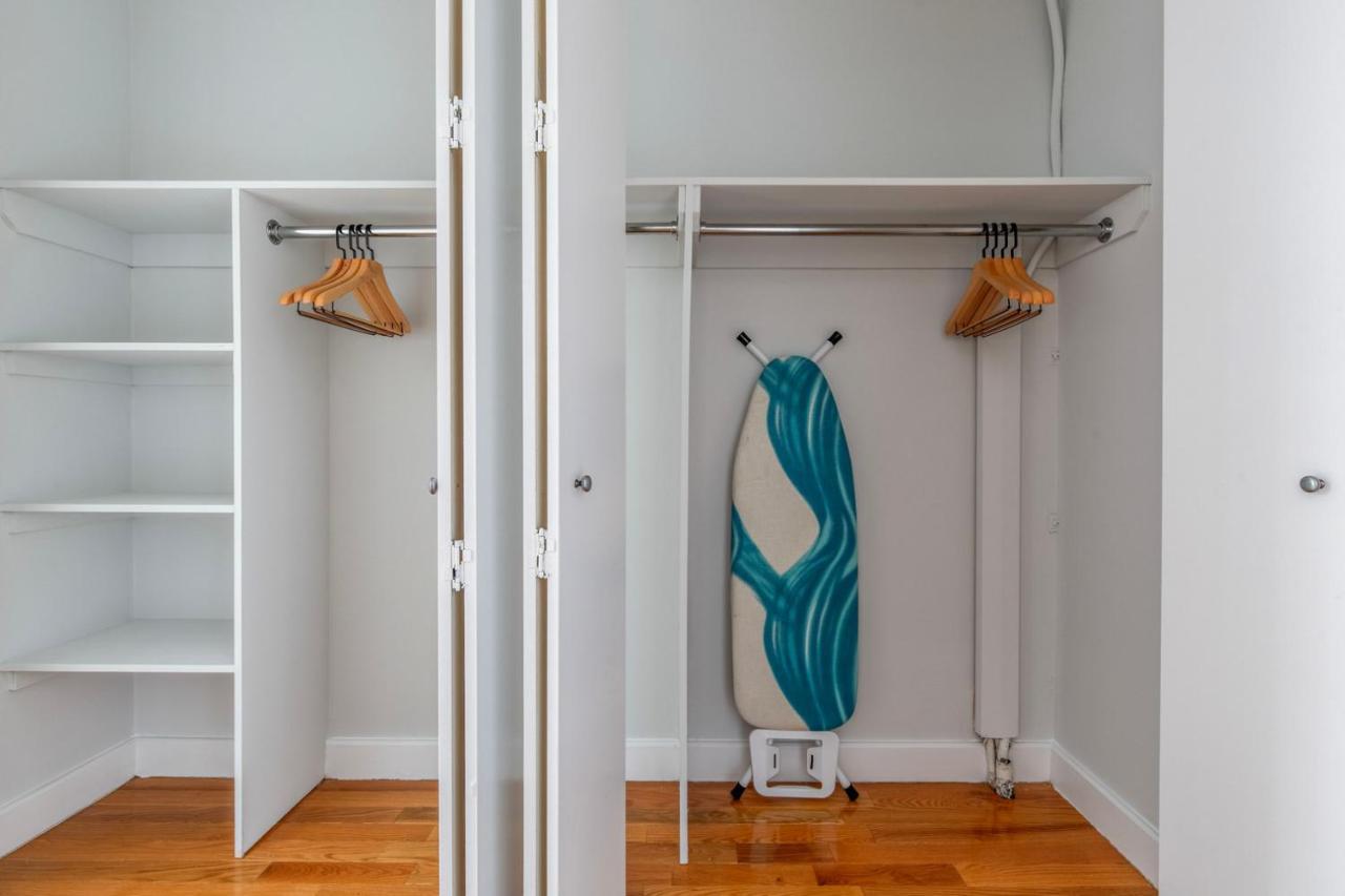 Căn hộ Midtown 2br W Doorman Nr Theater District Nyc-1349