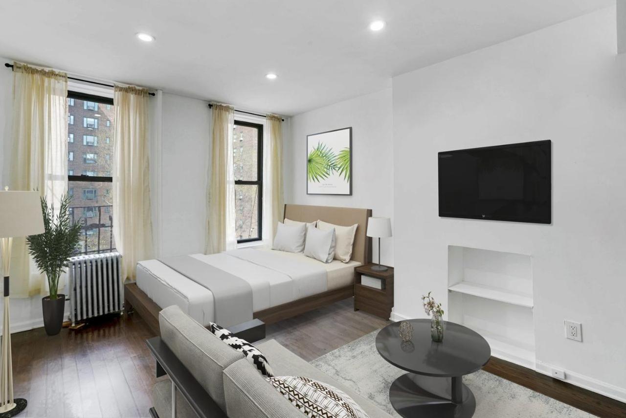 Apartment 407: East Village New York