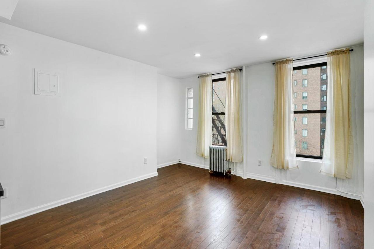 Apartment 407: East Village