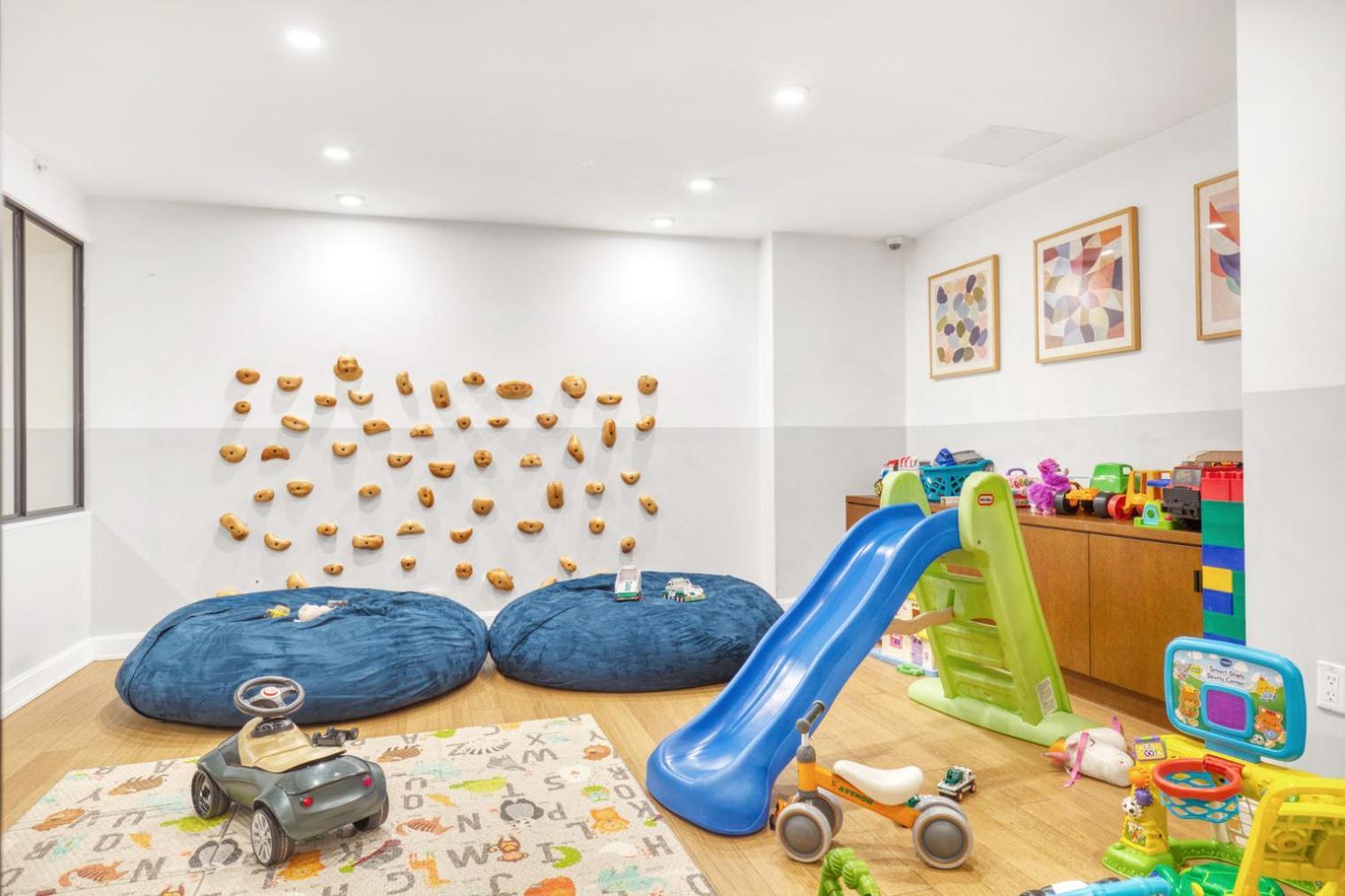 Apartment Midtown E 2br W Elevator Doorman Gym Nr Un Nyc-753 *