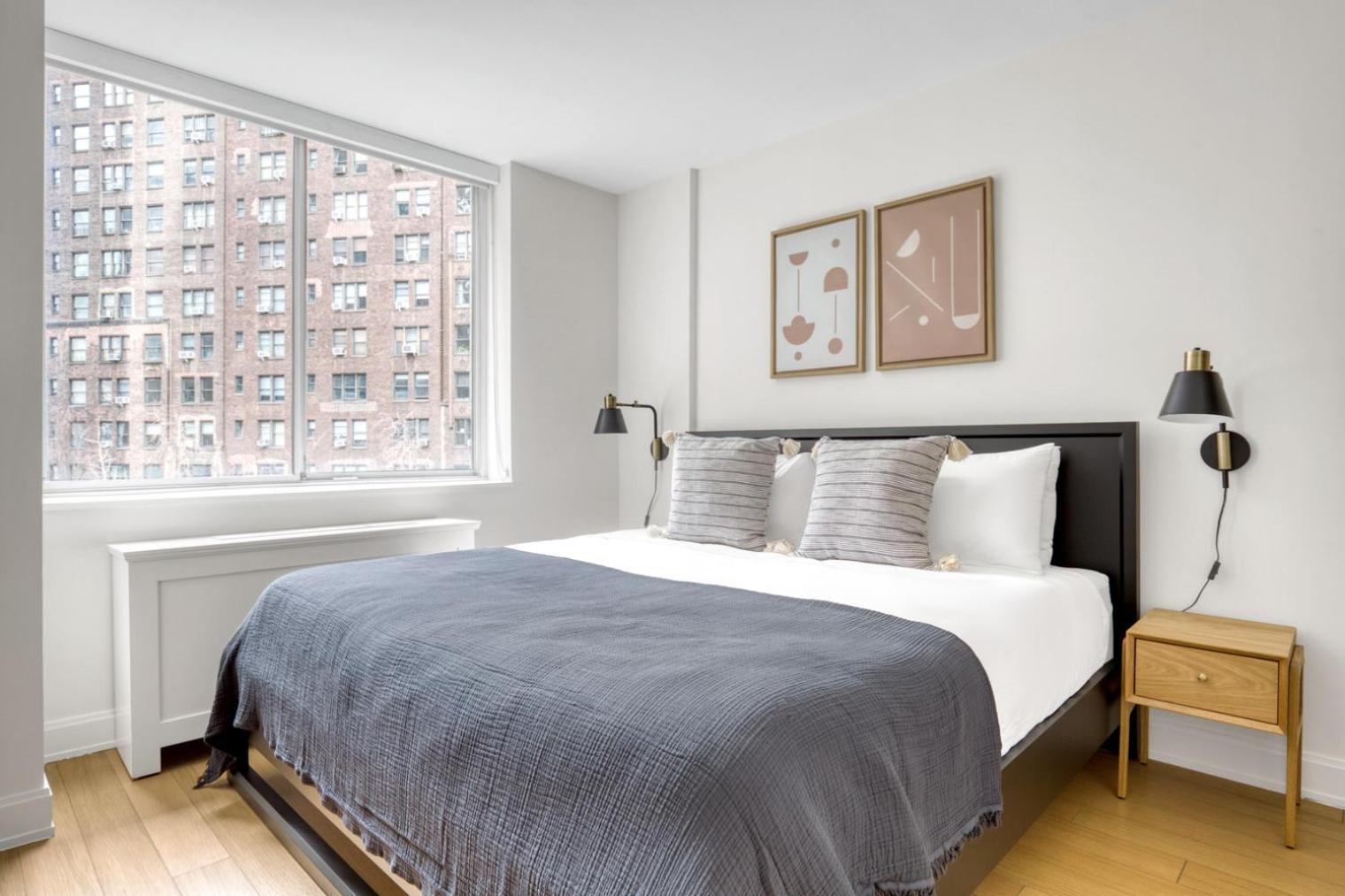 Midtown E 2br W Elevator Doorman Gym Nr Un Nyc-753 *
