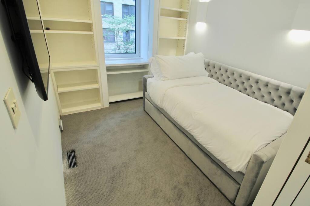 Private Townhome Near Un Nova York