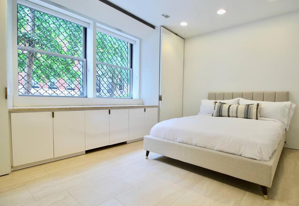 Private Townhome Near Un Nova York