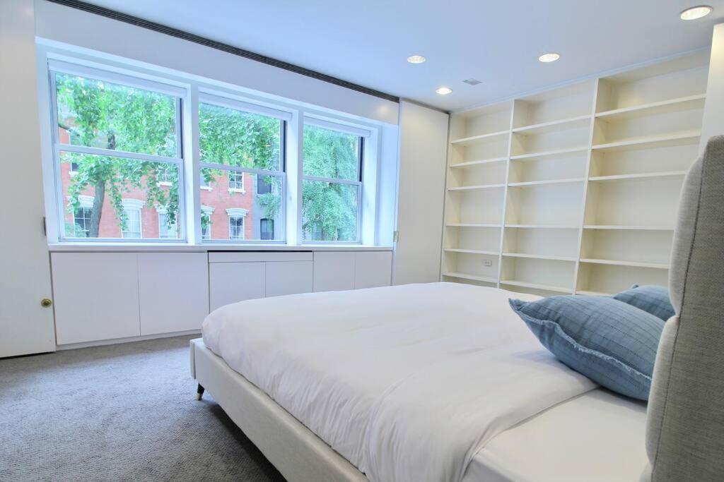 Private Townhome Near Un Casa de férias