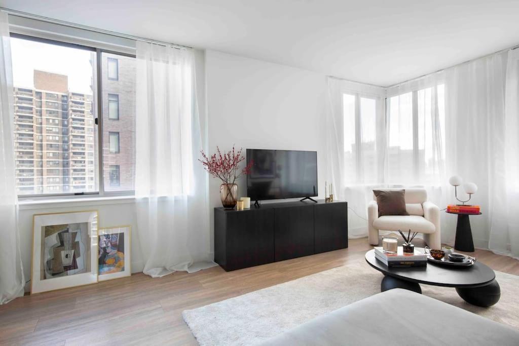 Brooklyn Bridge View Apartment *