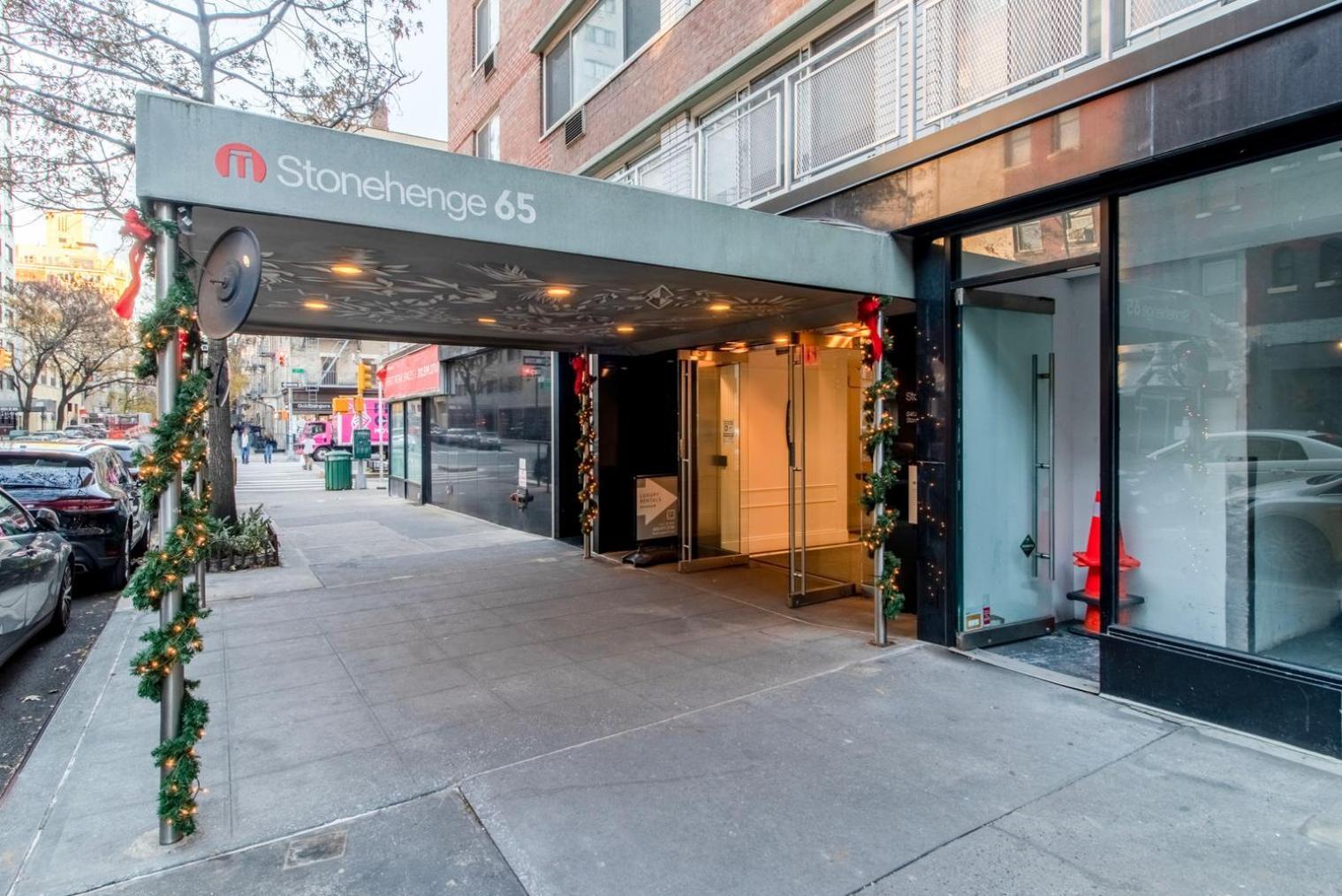 Apartment Lenox Hill 2br W Elevator Doorman Nr Art Nyc-1389 *