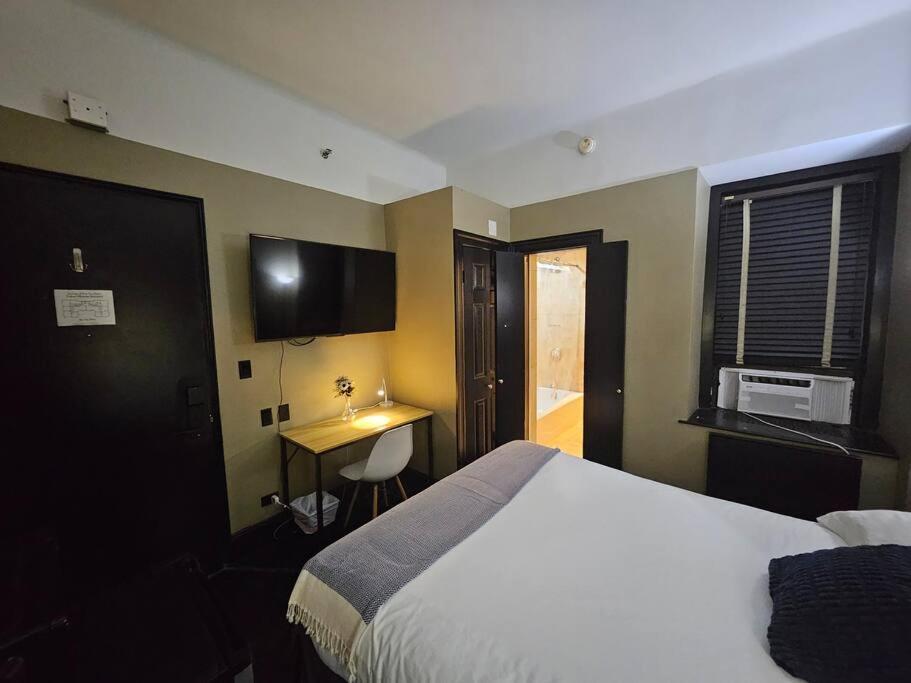 Hotel-style @ The Mansfield Midtown New York