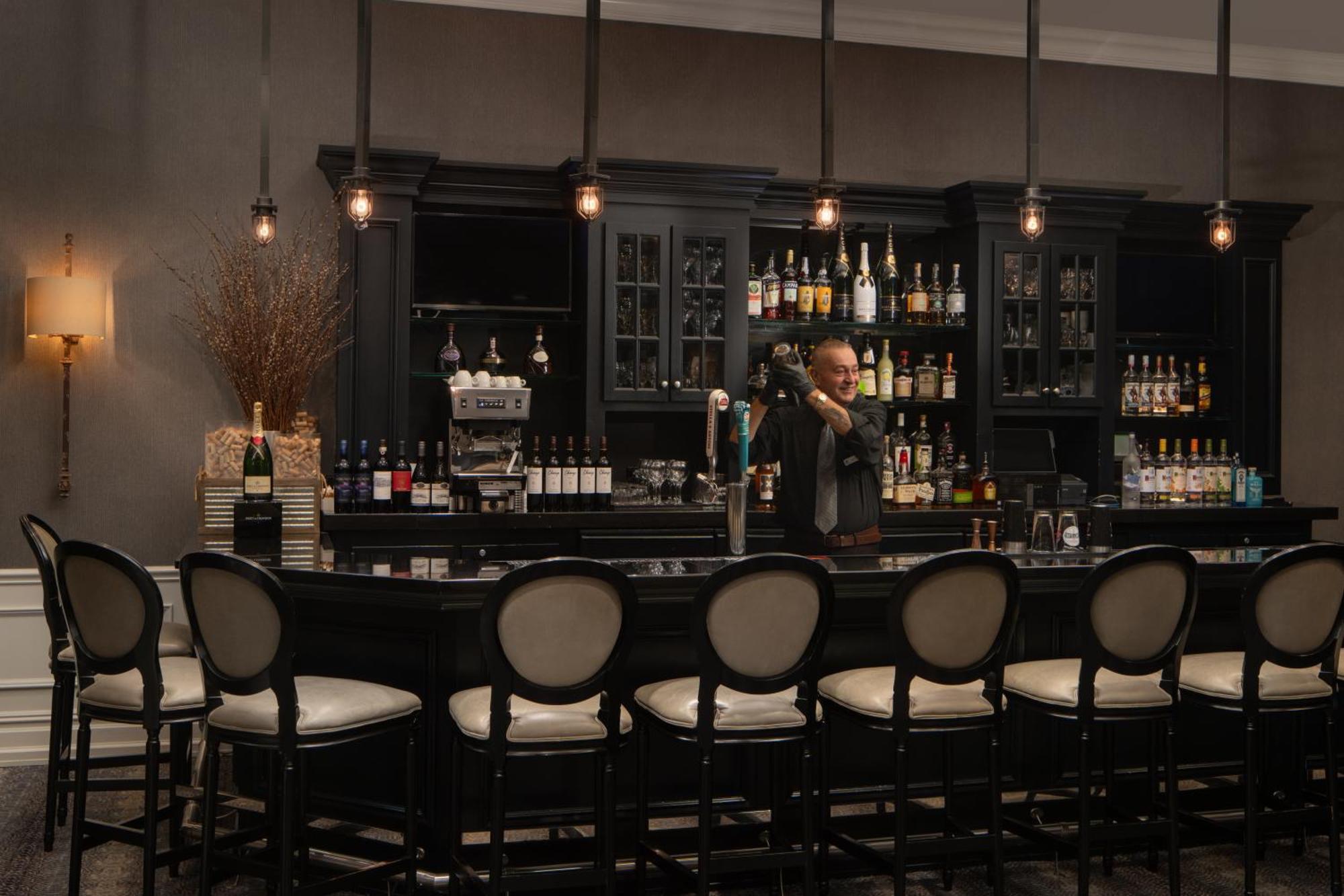 The Manhattan Club Khách sạn