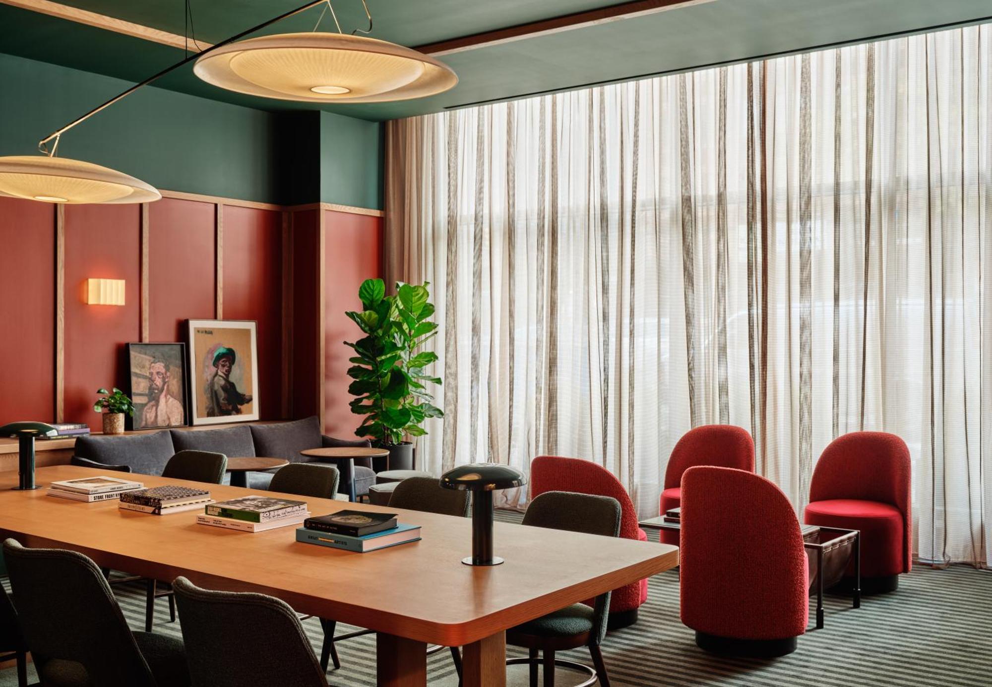 Romer Hell's Kitchen Khách sạn 4*