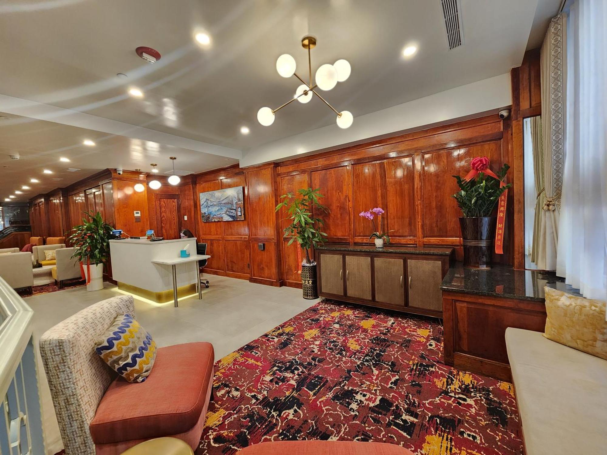 Khách sạn The Mayfair Times Square, Ascend Collection 3*