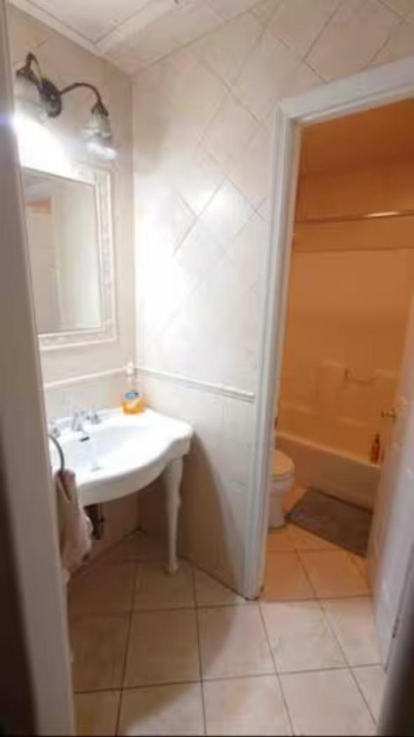Central And Affordable Williamsburg Private Bedroom Close To Subway Ở trọ