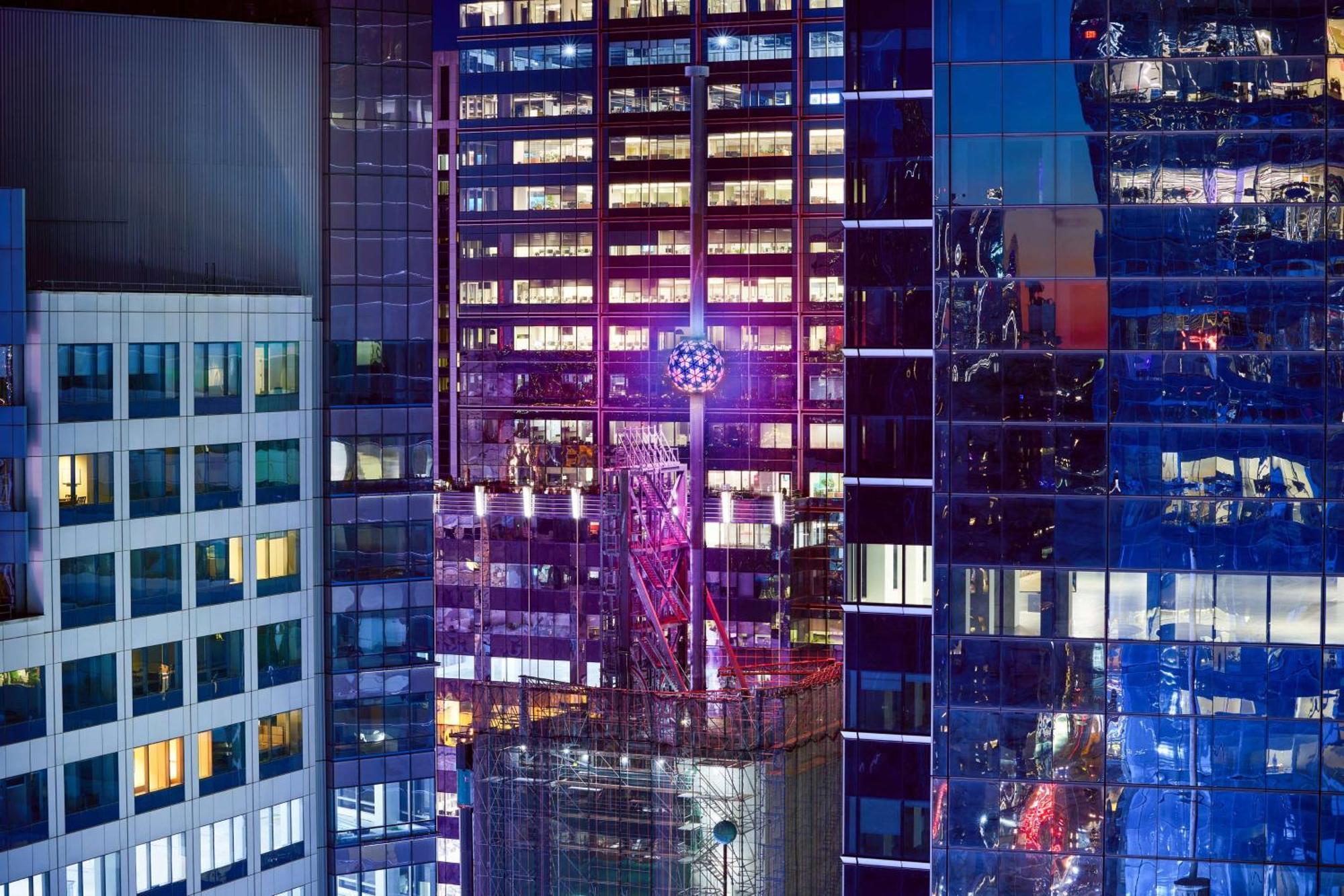 Khách sạn Hilton Times Square 4*