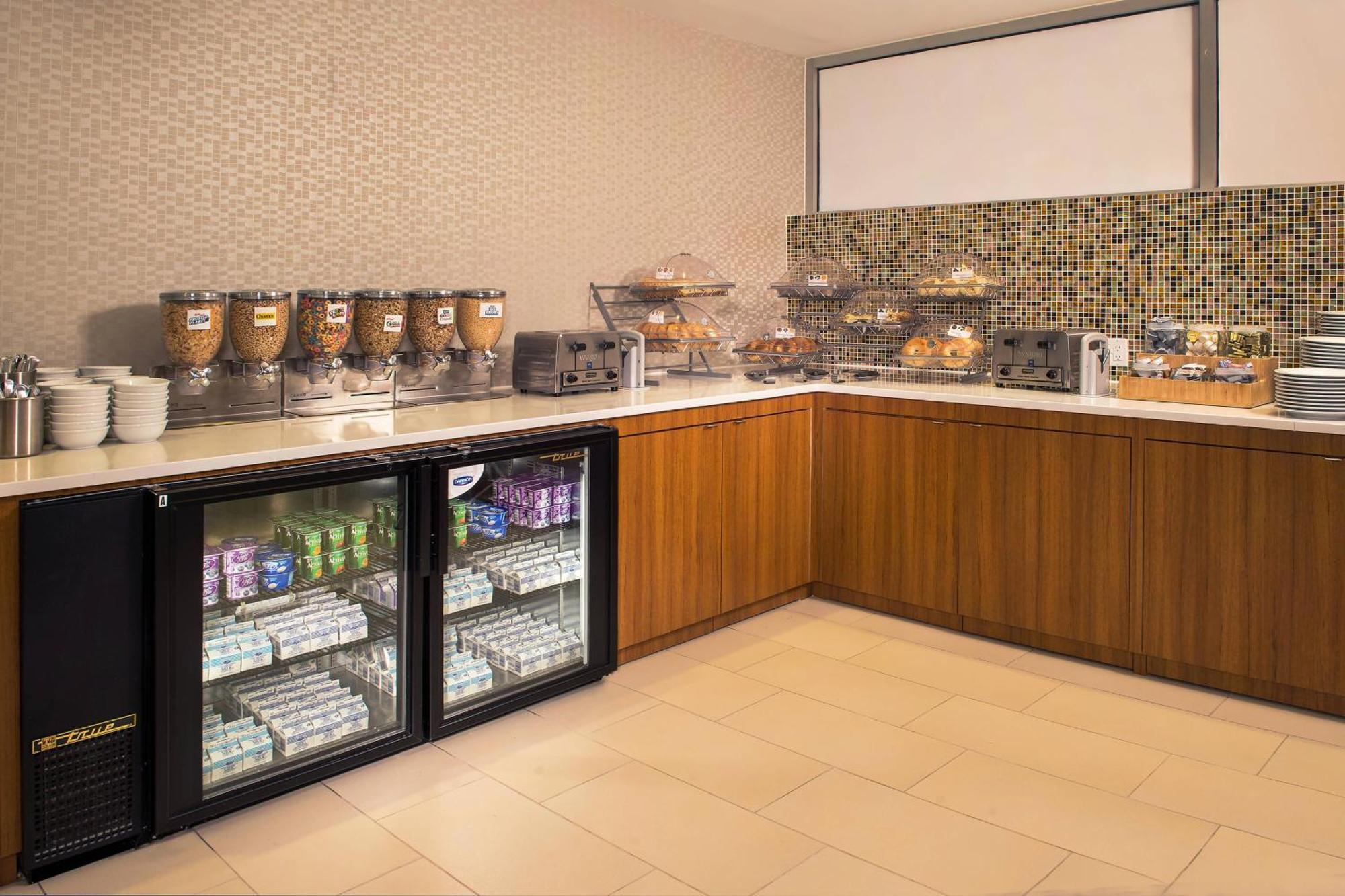 Springhill By Marriott Laguardia Airport Khách sạn