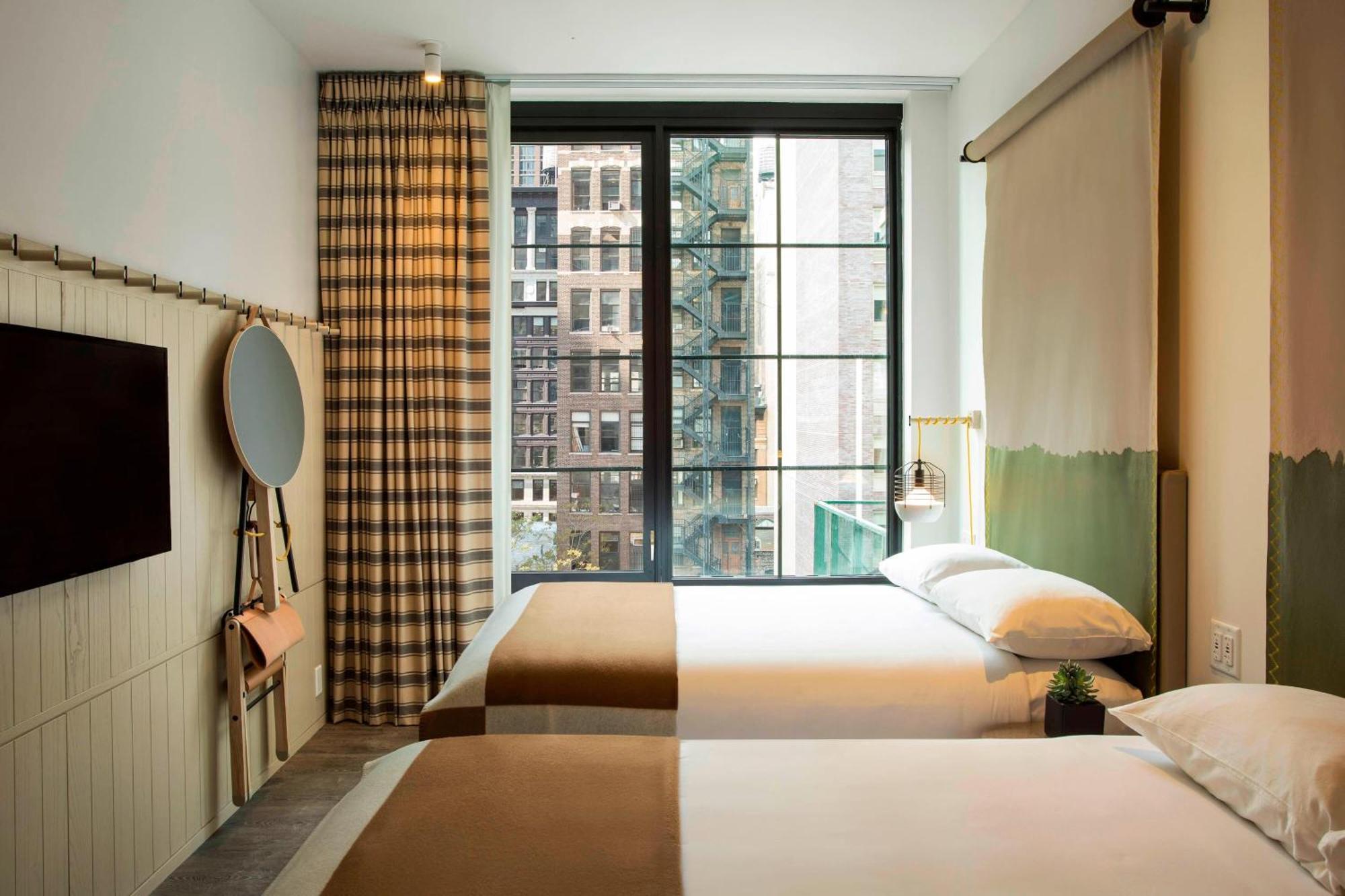Khách sạn Moxy Nyc Chelsea 4*