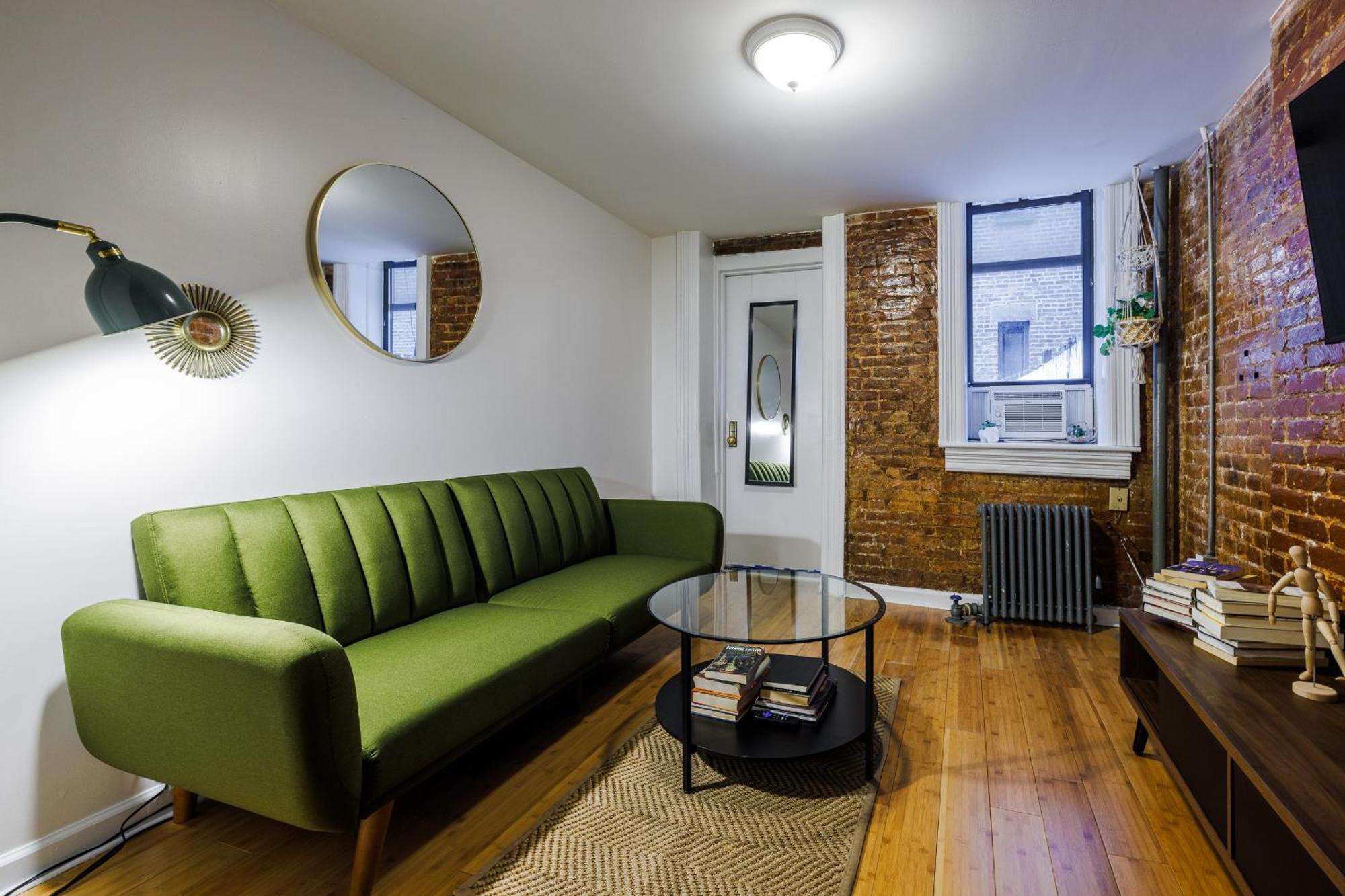 Căn hộ Experience The Vibrant Energy Of City Living New York