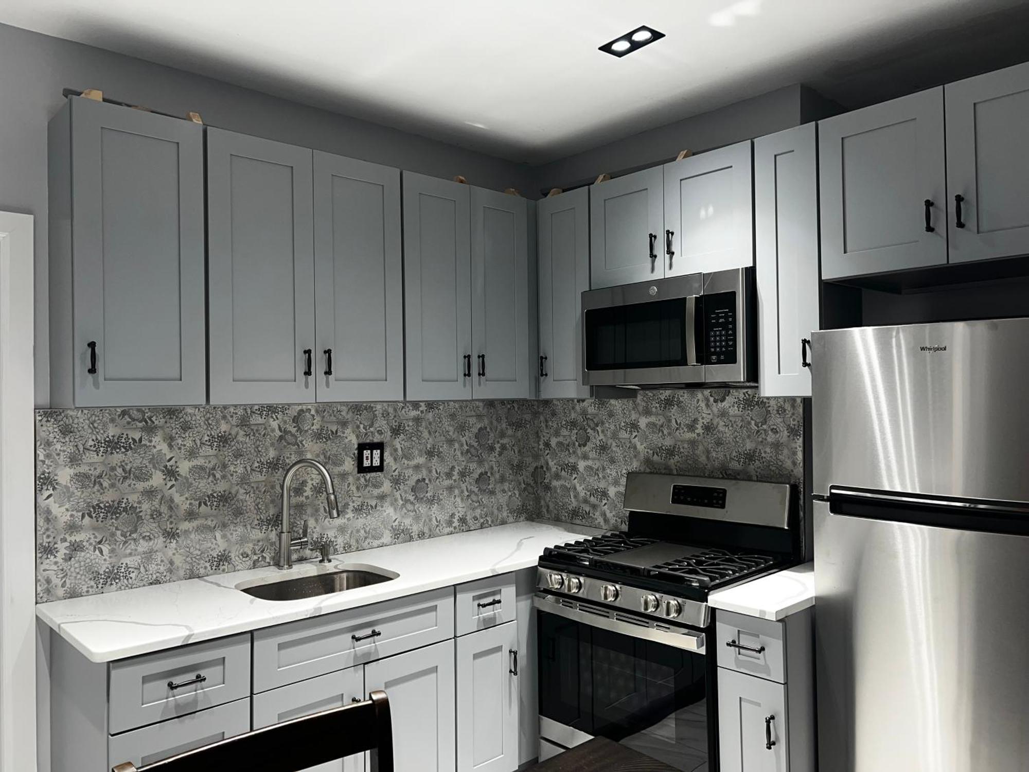 Nhà khách 3 Bedrooms In 2nd Floor Modern Brooklyn Home, Close To J Train